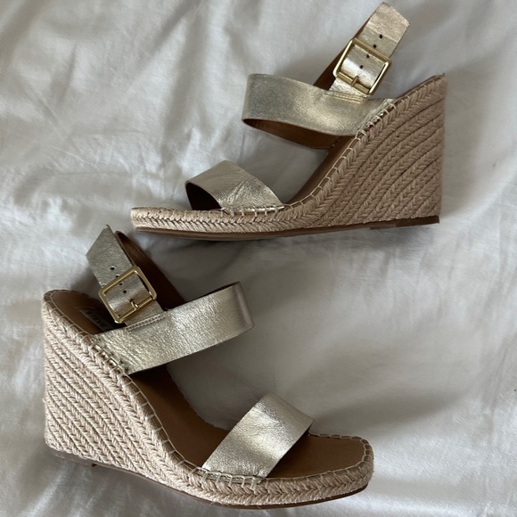 Gold Espadrille - Picture 4 of 5